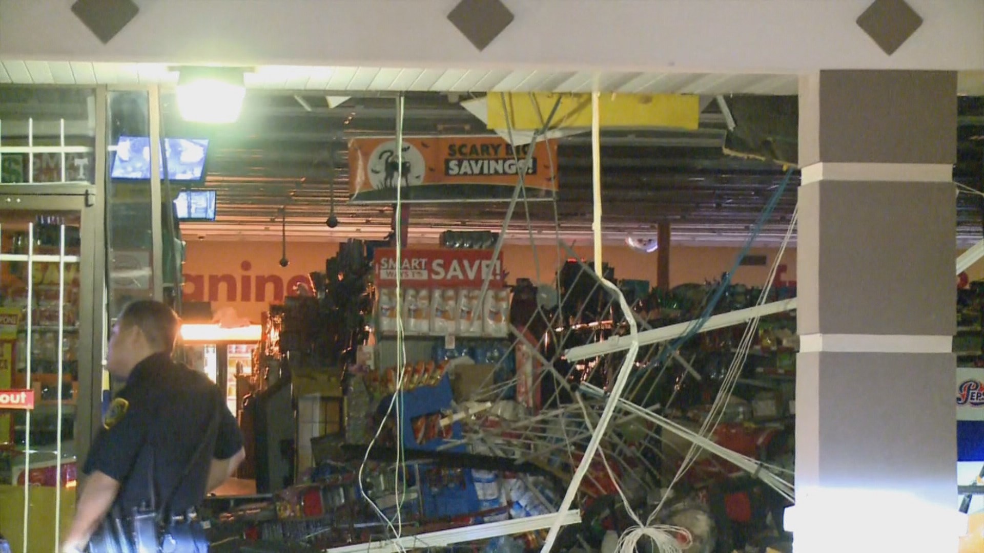 Burglars destroy front of Family Dollar store | khou.com