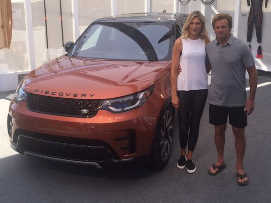 Land Rover goes California cool for Discovery SUV debut | khou.com