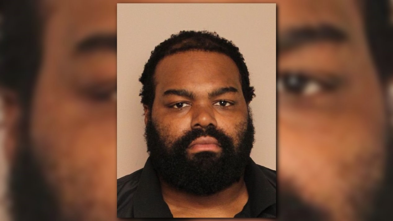 Panthers' Michael Oher turns himself in, booked on misdemeanor assault ...