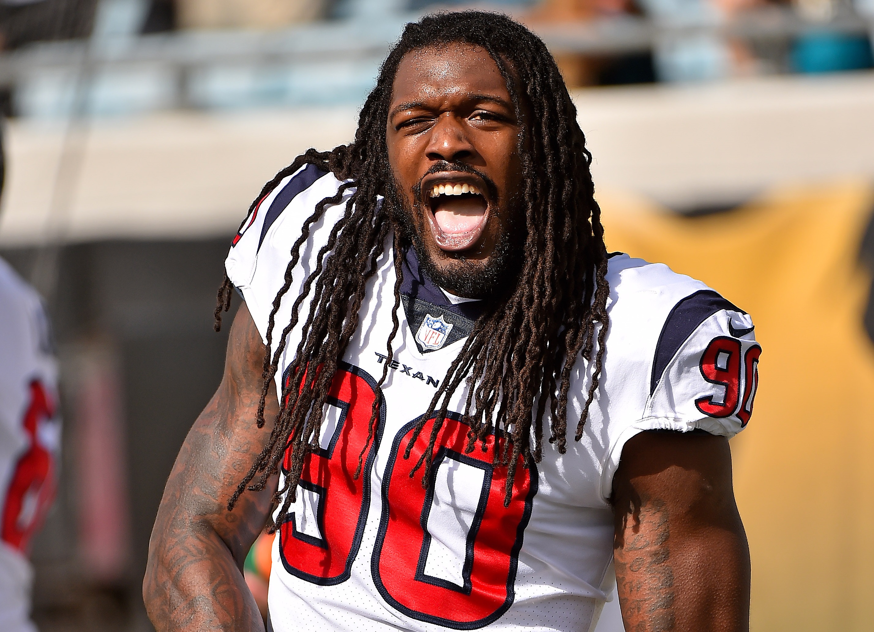 Jadeveon Clowney, other Texans can hit milestones vs. Steelers | khou.com